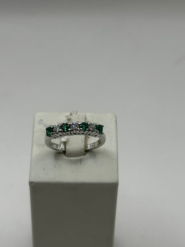 Anelli diamanti e smeraldi