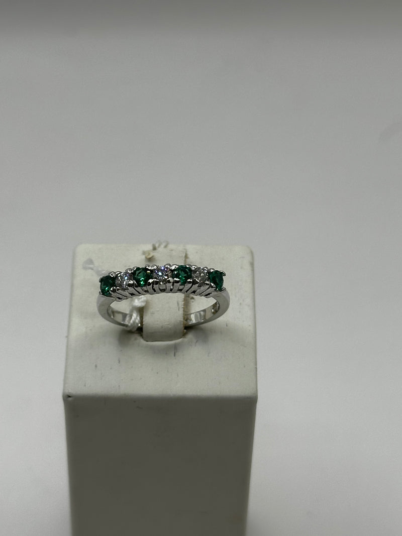 Anelli diamanti e smeraldi