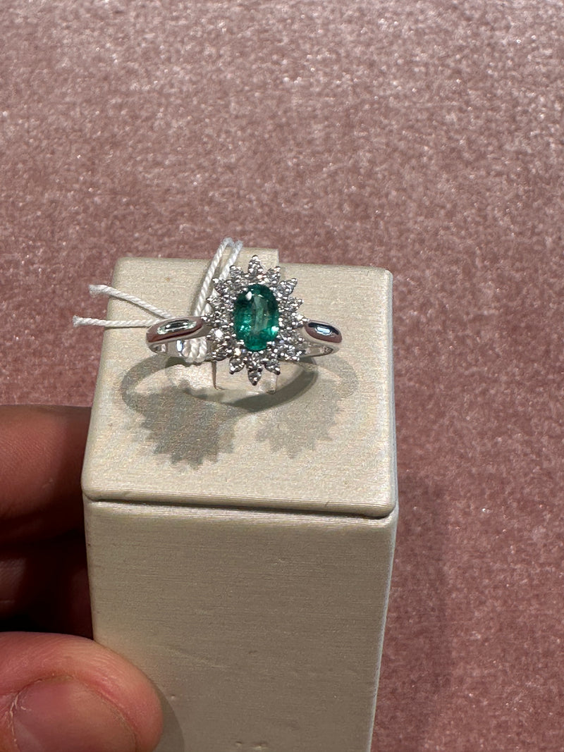 Anello smeraldo